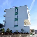 Latifi 酒店