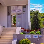Szálloda Latifi *